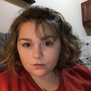 Meet your Posher, Annalee